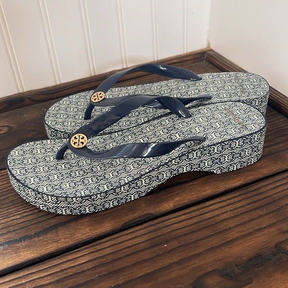 Tory Burch Shoes - NWT Tory Burch Navy Signature Cut Out Wedge Flip Flops